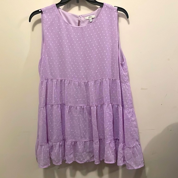 Lavender sleeveless top - Picture 1 of 2